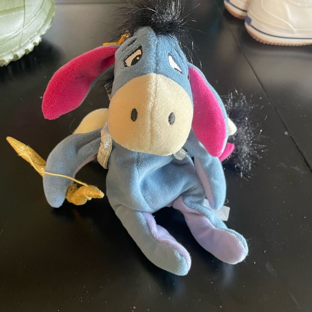 Disney Cupid Eyore club Valentines plush beanie toy Pooh donkey
